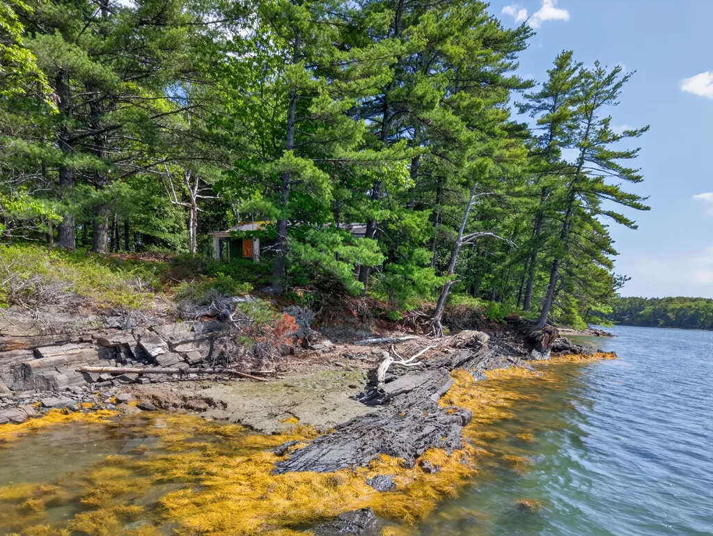 0 Bombazine Island Harpswell ME 04079
