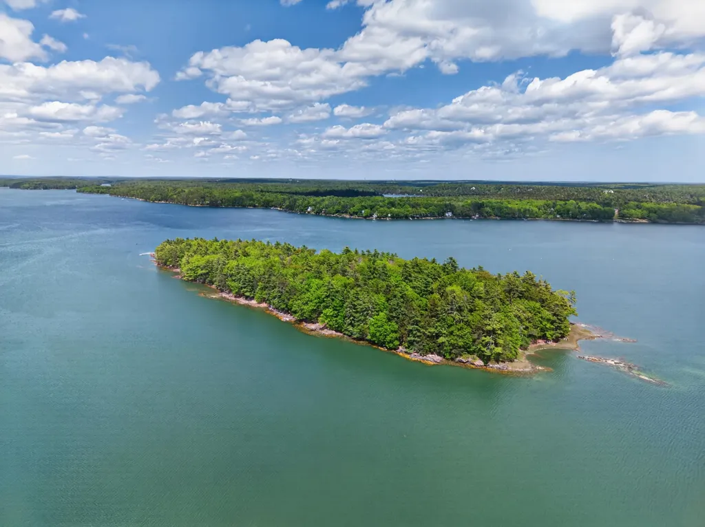 0 Bombazine Island Harpswell ME 04079