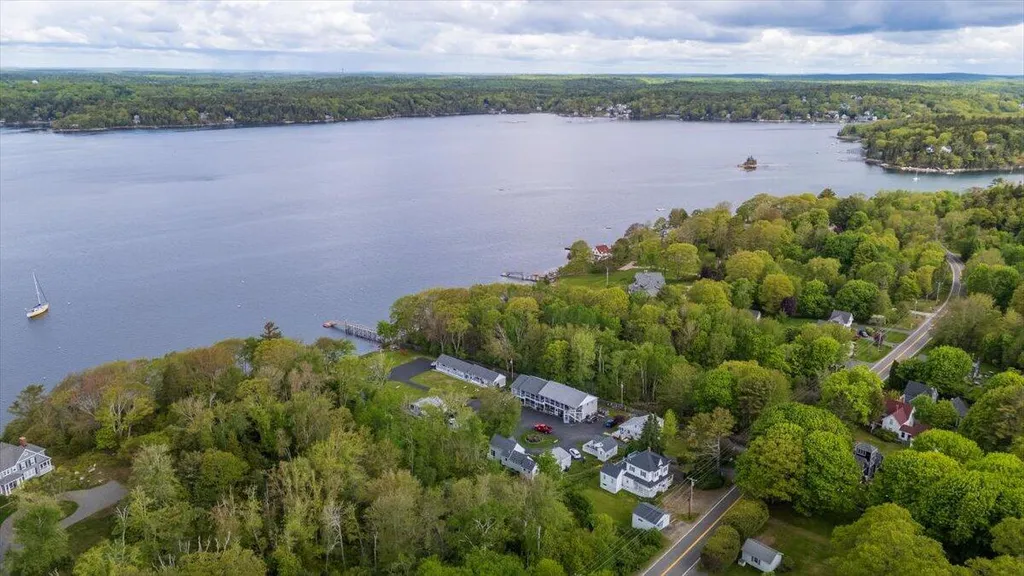 7A Wave Crest Drive Boothbay ME 04544