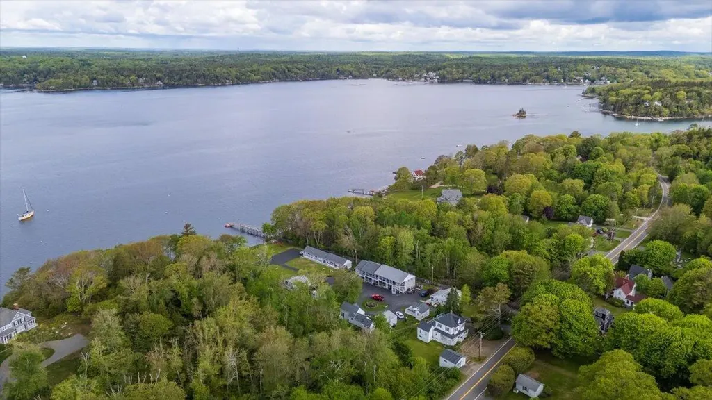 7A Wave Crest Drive Boothbay ME 04544