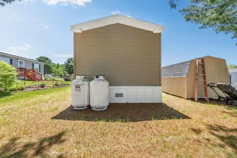 21 Purington Avenue Mechanic Falls ME 04256
