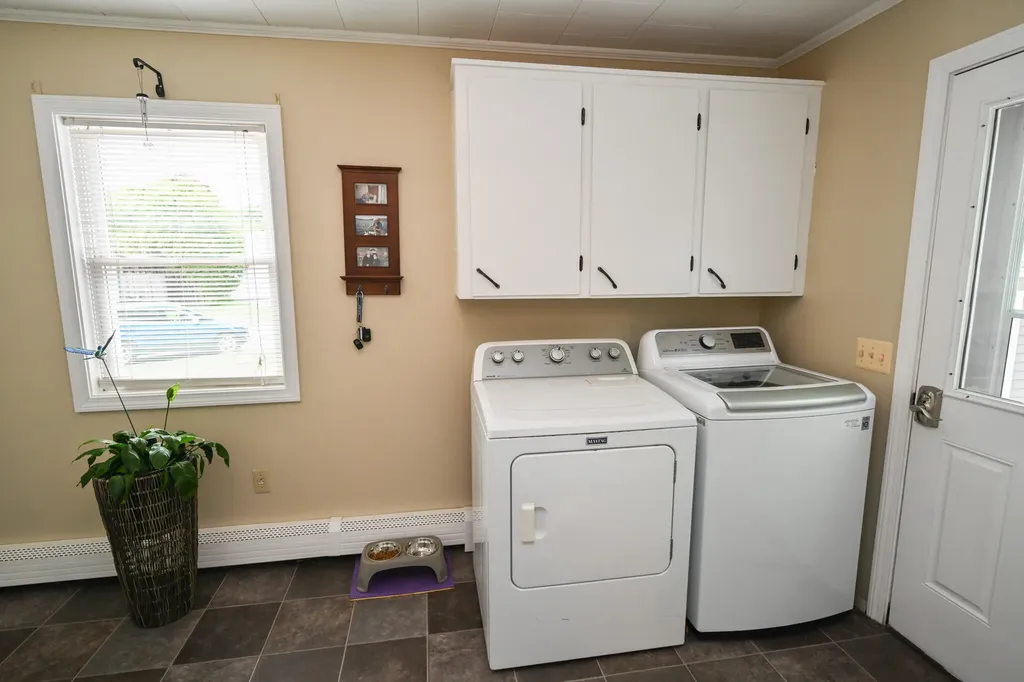 1128 Chase Road Veazie ME 04401