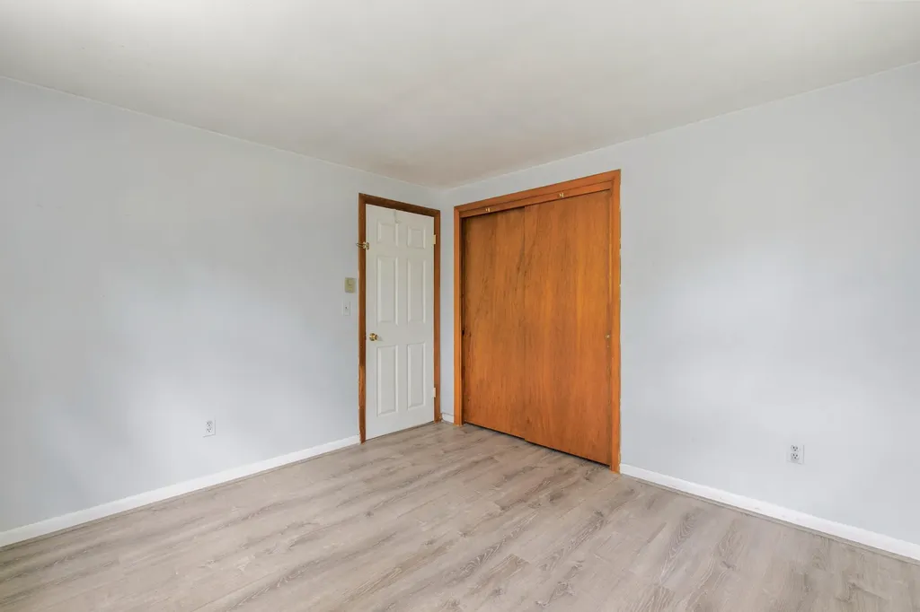 81 Highland Road Standish ME 04084