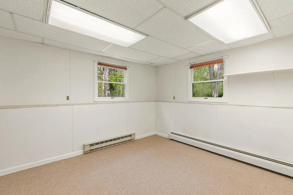 81 Highland Road Standish ME 04084