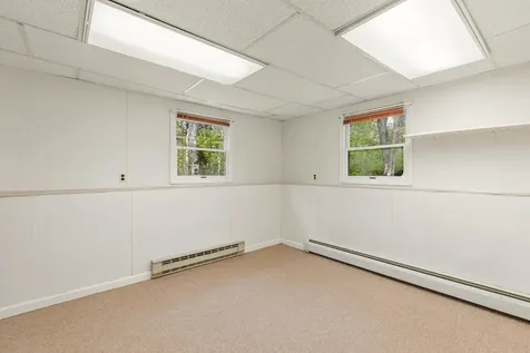 81 Highland Road Standish ME 04084