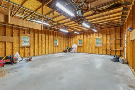 81 Highland Road Standish ME 04084