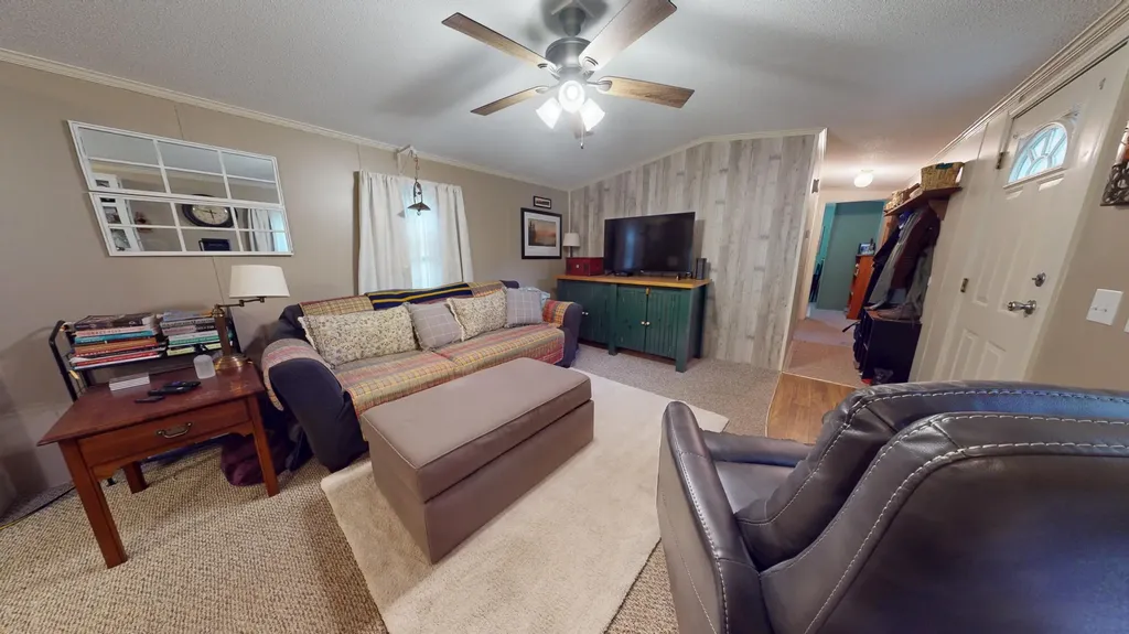 70 Amys Circle Dresden ME 04342
