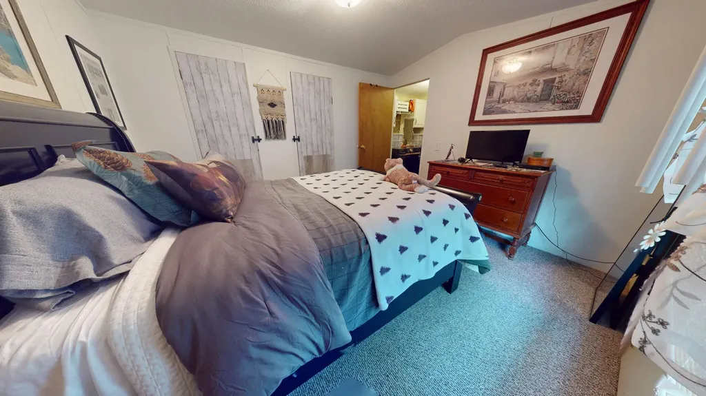 70 Amys Circle Dresden ME 04342