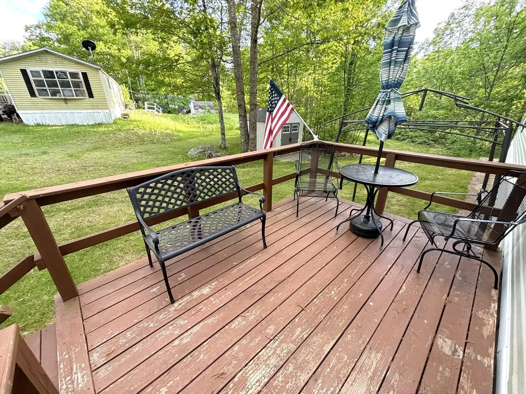 70 Amys Circle Dresden ME 04342
