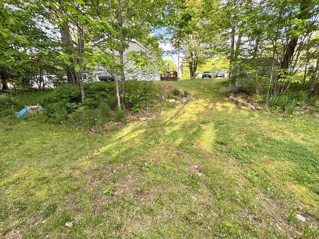 70 Amys Circle Dresden ME 04342