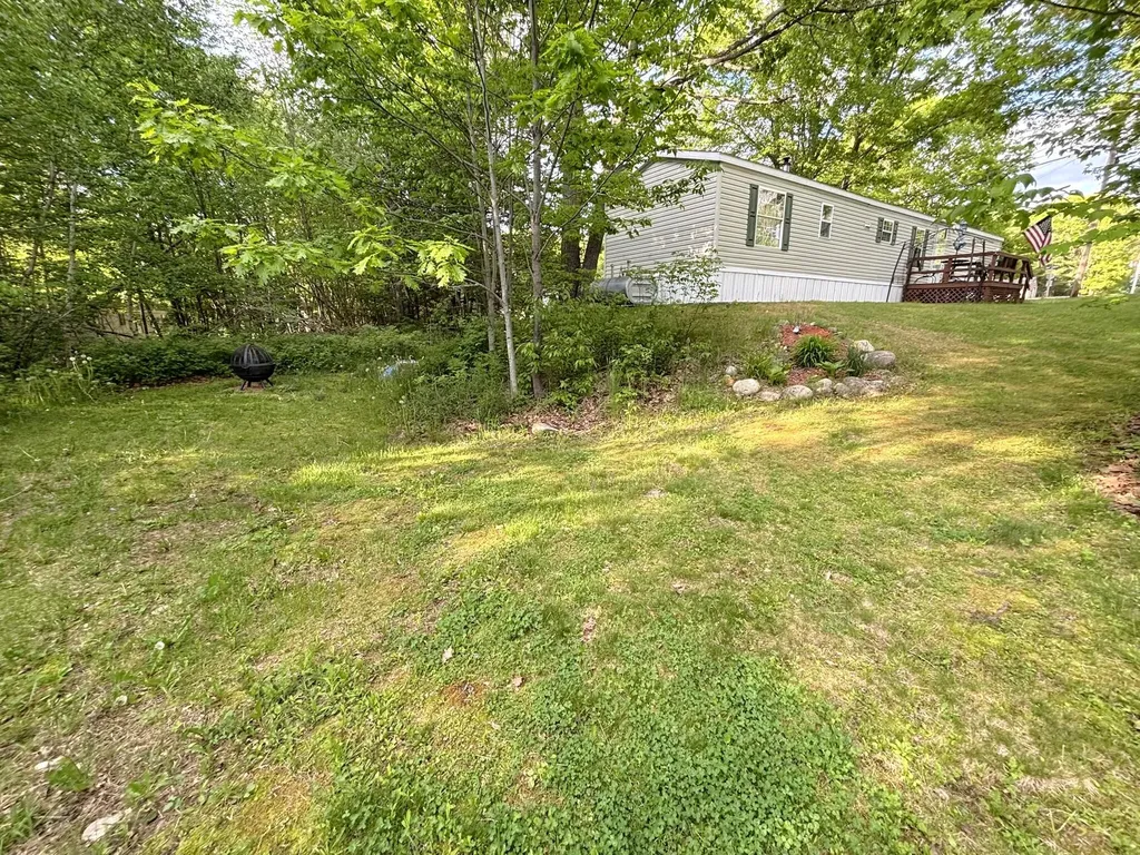 70 Amys Circle Dresden ME 04342