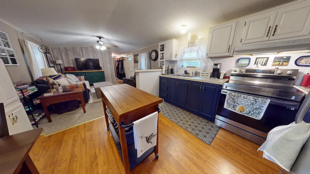 70 Amys Circle Dresden ME 04342
