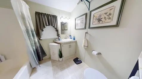 70 Amys Circle Dresden ME 04342
