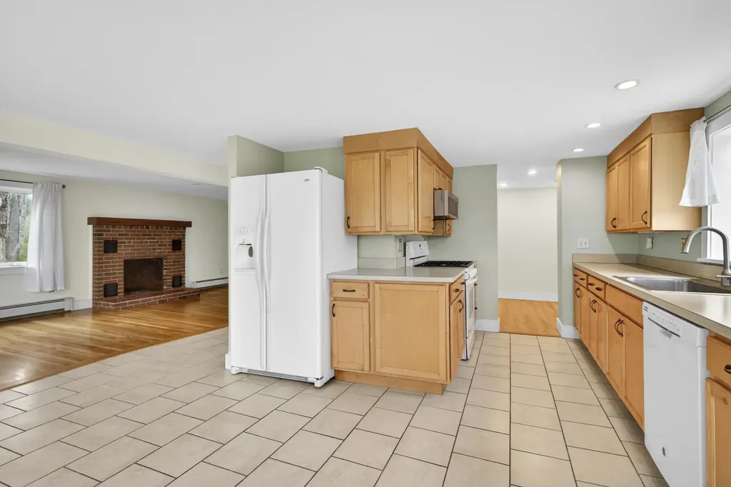 171 N Main Street Rockland ME 04841