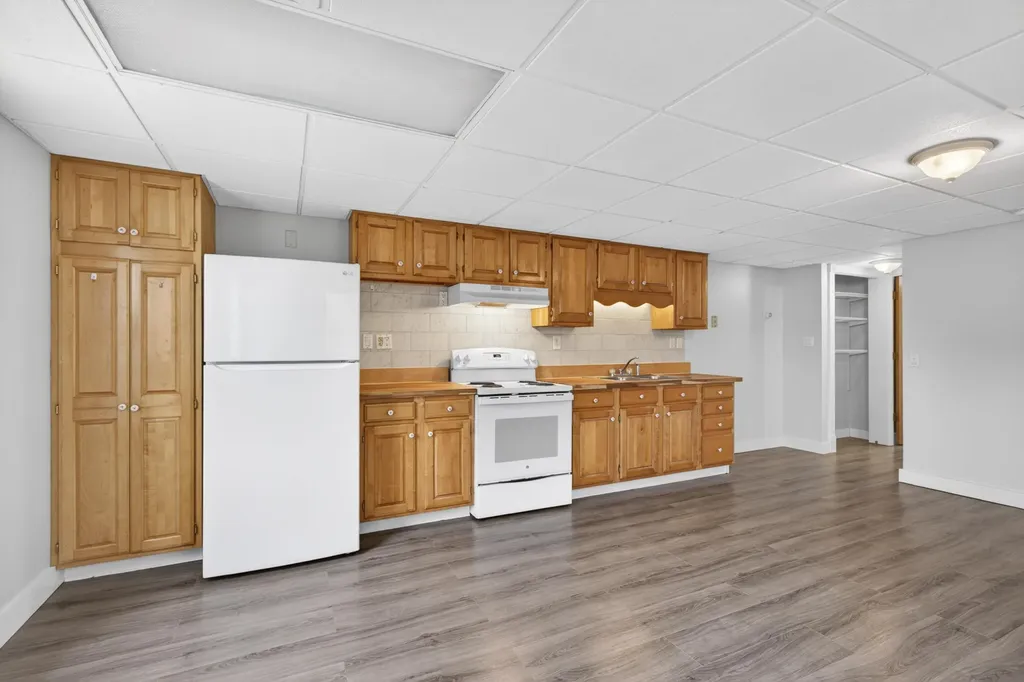171 N Main Street Rockland ME 04841