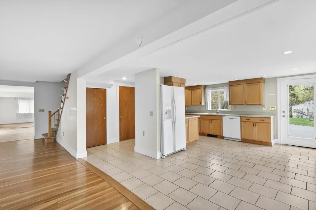 171 N Main Street Rockland ME 04841