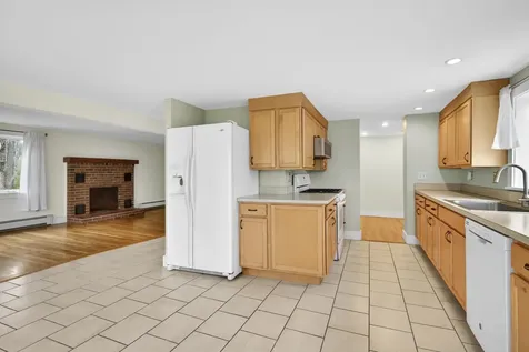 171 N Main Street Rockland ME 04841