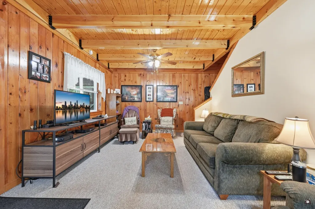 5 Hansen Lane Roxbury ME 04275
