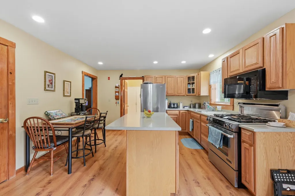 5 Hansen Lane Roxbury ME 04275