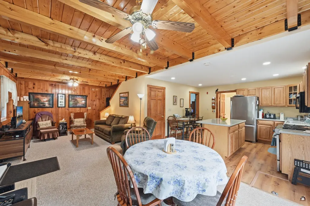 5 Hansen Lane Roxbury ME 04275