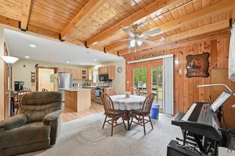 5 Hansen Lane Roxbury ME 04275