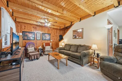 5 Hansen Lane Roxbury ME 04275