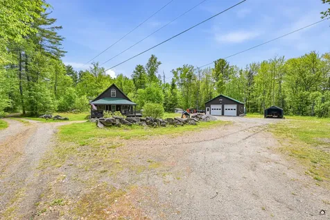 5 Hansen Lane Roxbury ME 04275