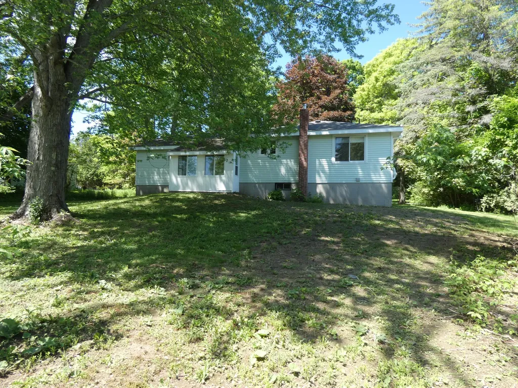 59 Route 41 Winthrop ME 04364