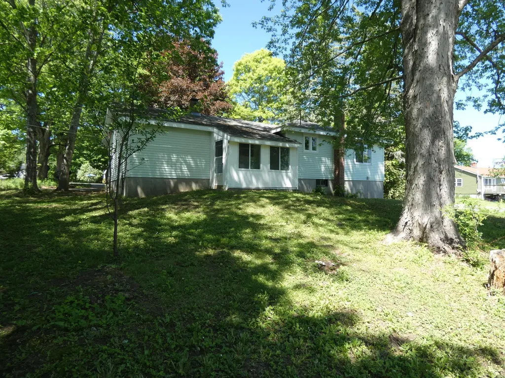 59 Route 41 Winthrop ME 04364