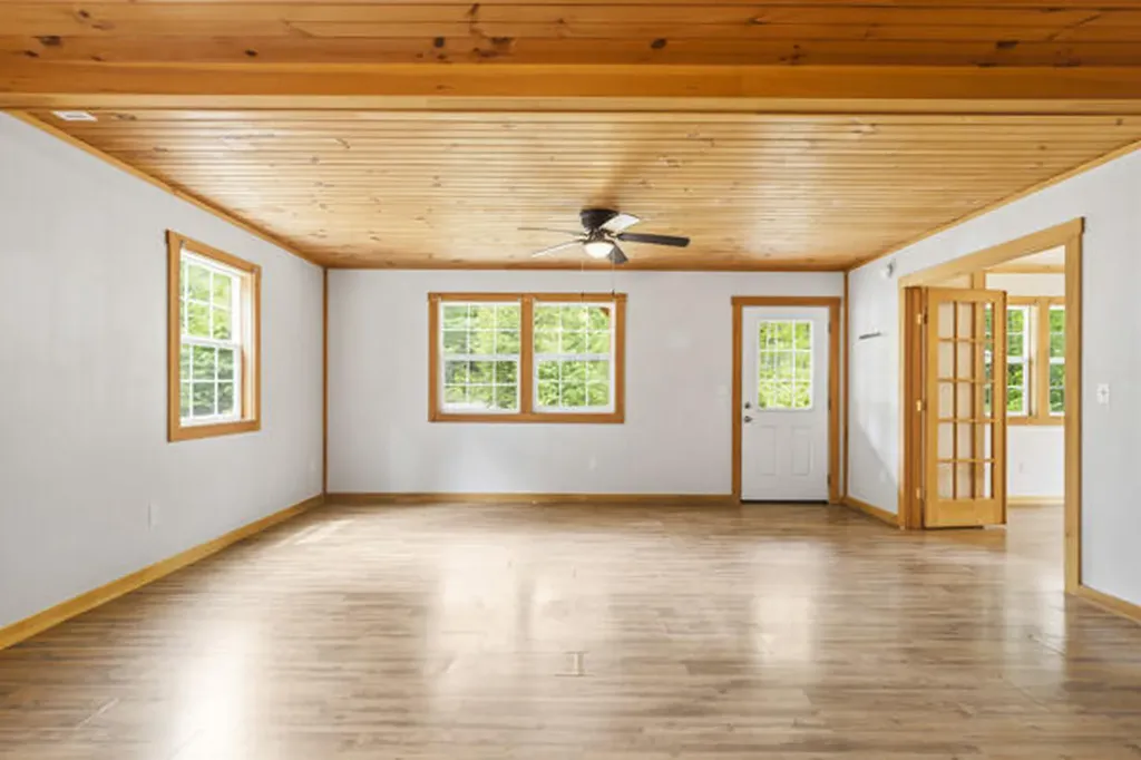 39 Freemont Avenue Baldwin ME 04024