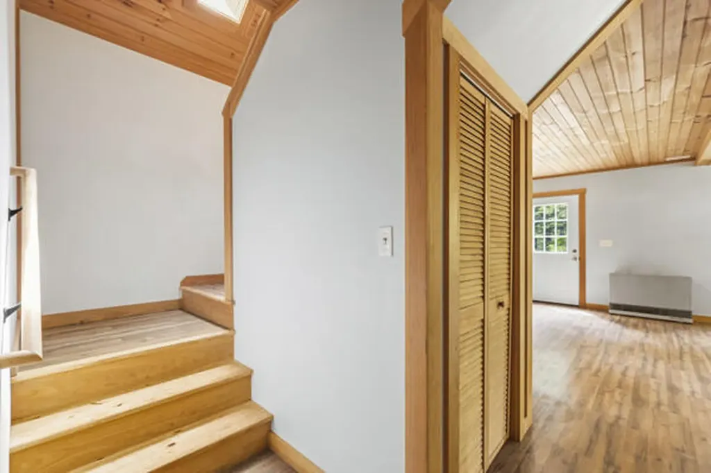 39 Freemont Avenue Baldwin ME 04024