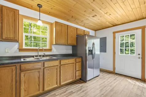 39 Freemont Avenue Baldwin ME 04024