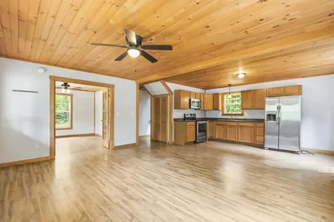 39 Freemont Avenue Baldwin ME 04024