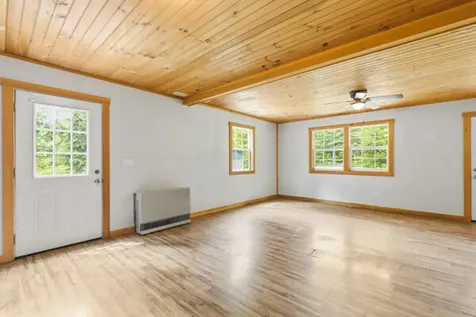 39 Freemont Avenue Baldwin ME 04024