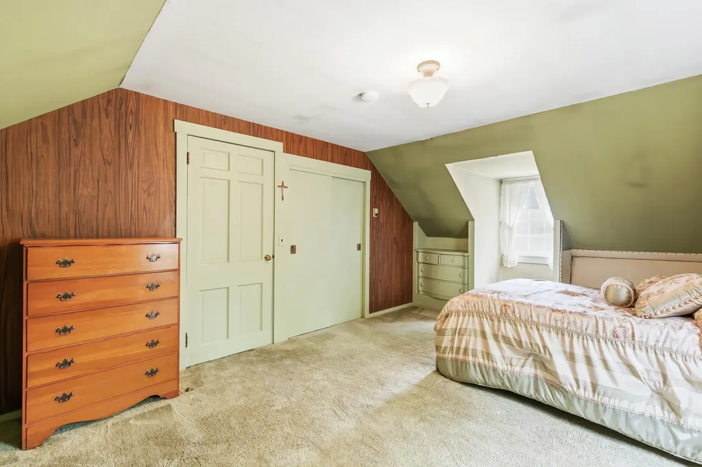 69 Railroad Avenue Sanford ME 04083