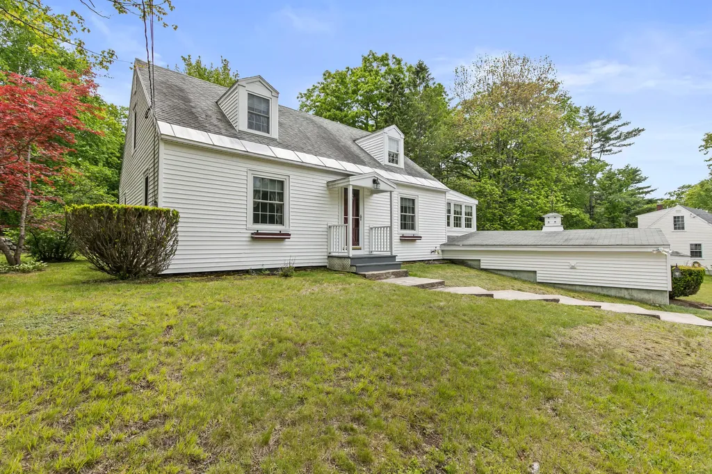 69 Railroad Avenue Sanford ME 04083