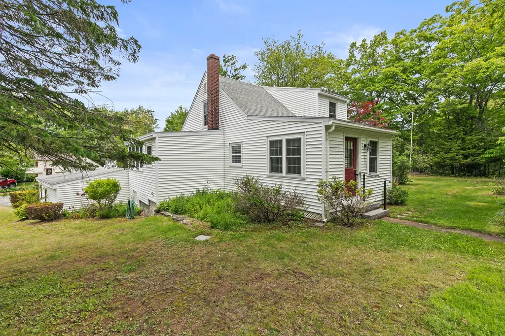 69 Railroad Avenue Sanford ME 04083