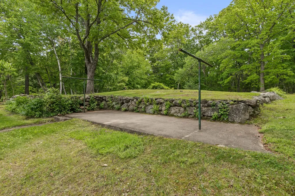 69 Railroad Avenue Sanford ME 04083