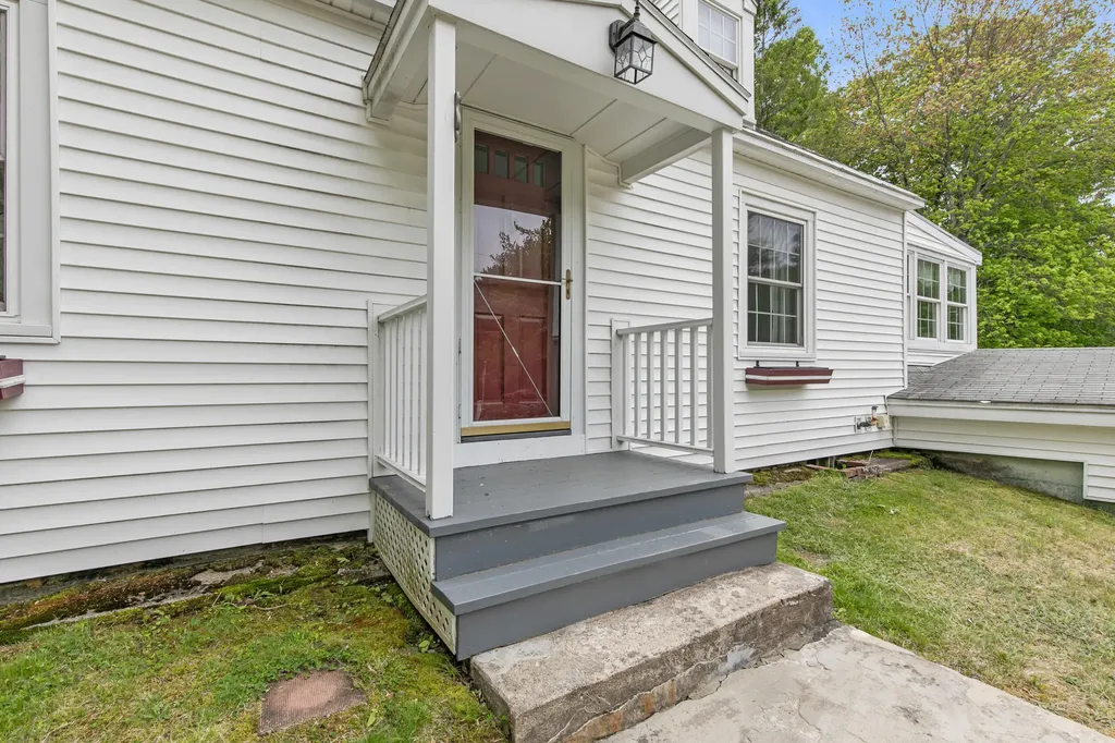 69 Railroad Avenue Sanford ME 04083