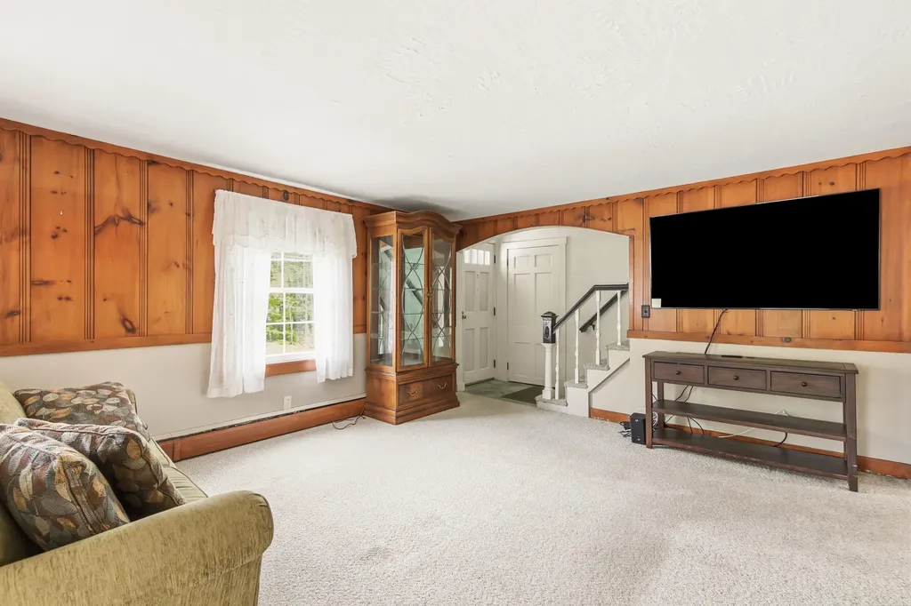69 Railroad Avenue Sanford ME 04083