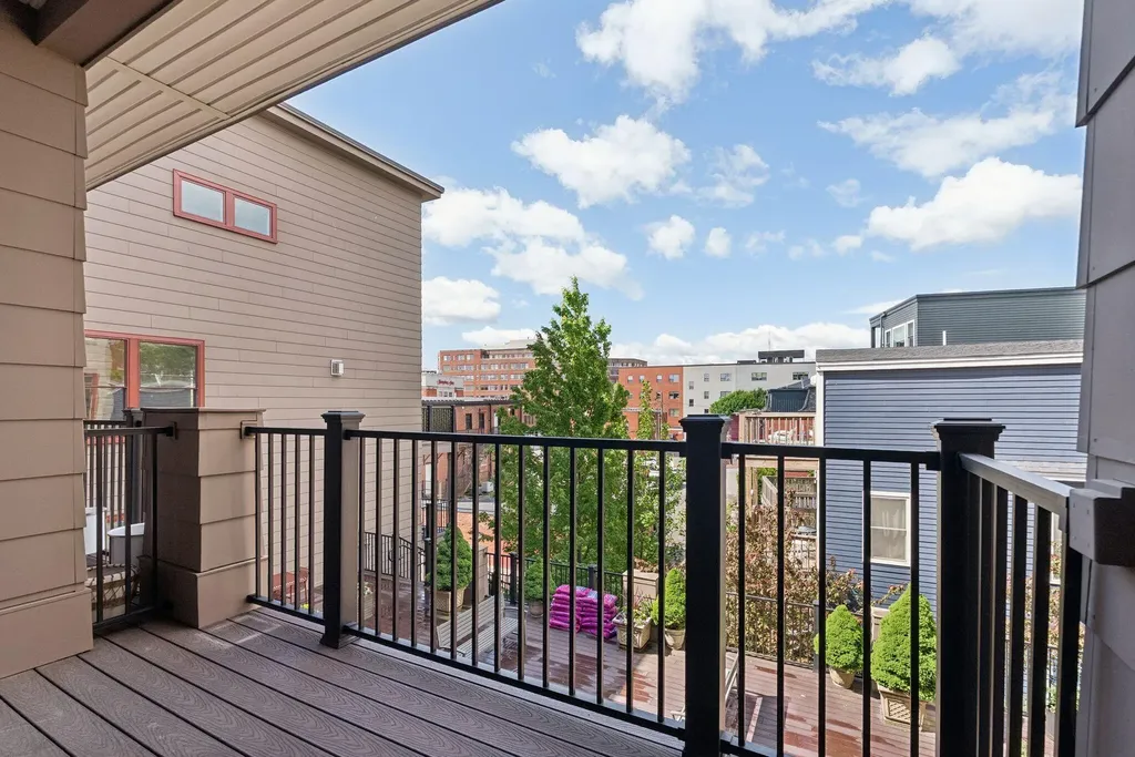 62 India Street Portland ME 04101