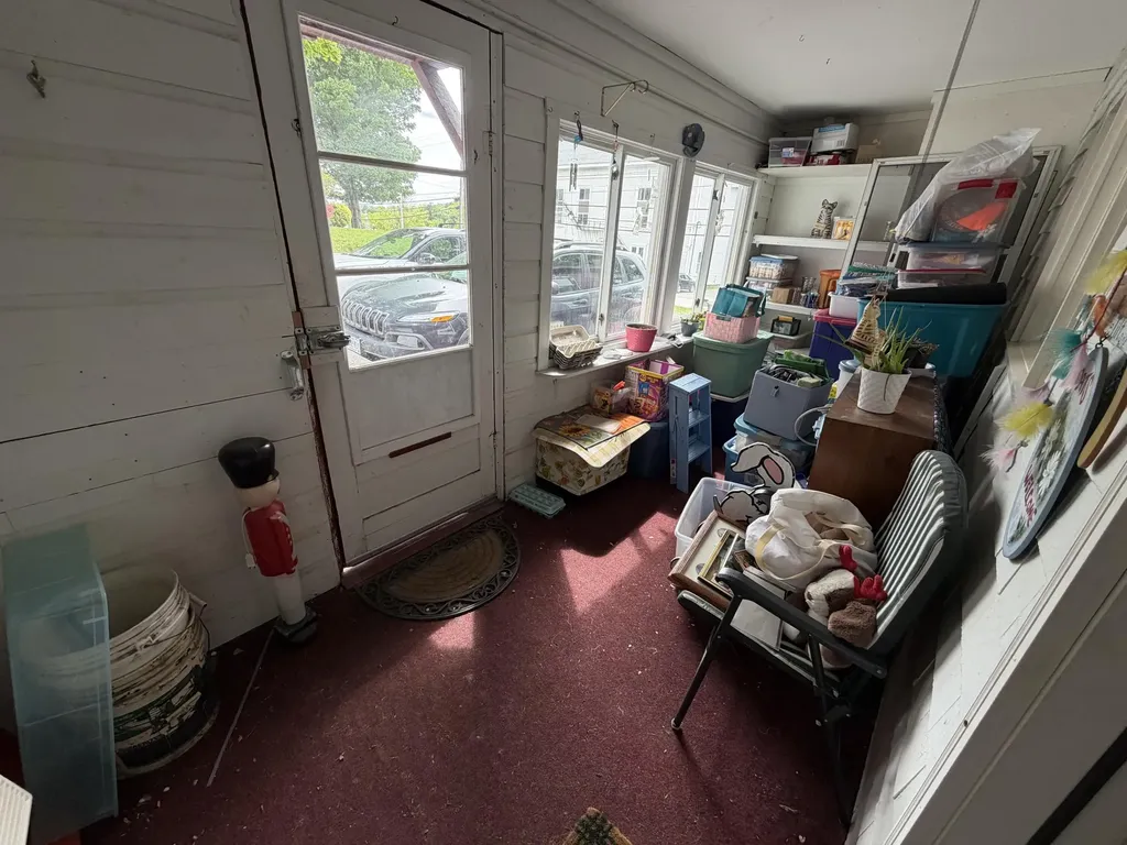 15 Pleasant Street Dexter ME 04930