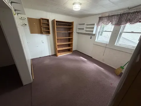 15 Pleasant Street Dexter ME 04930