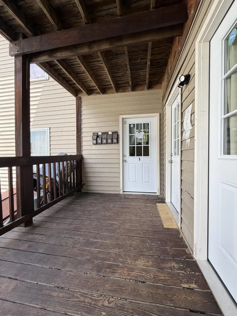 2 Oak Street Auburn ME 04210