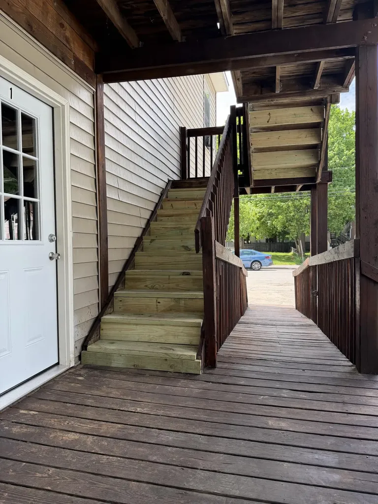 2 Oak Street Auburn ME 04210