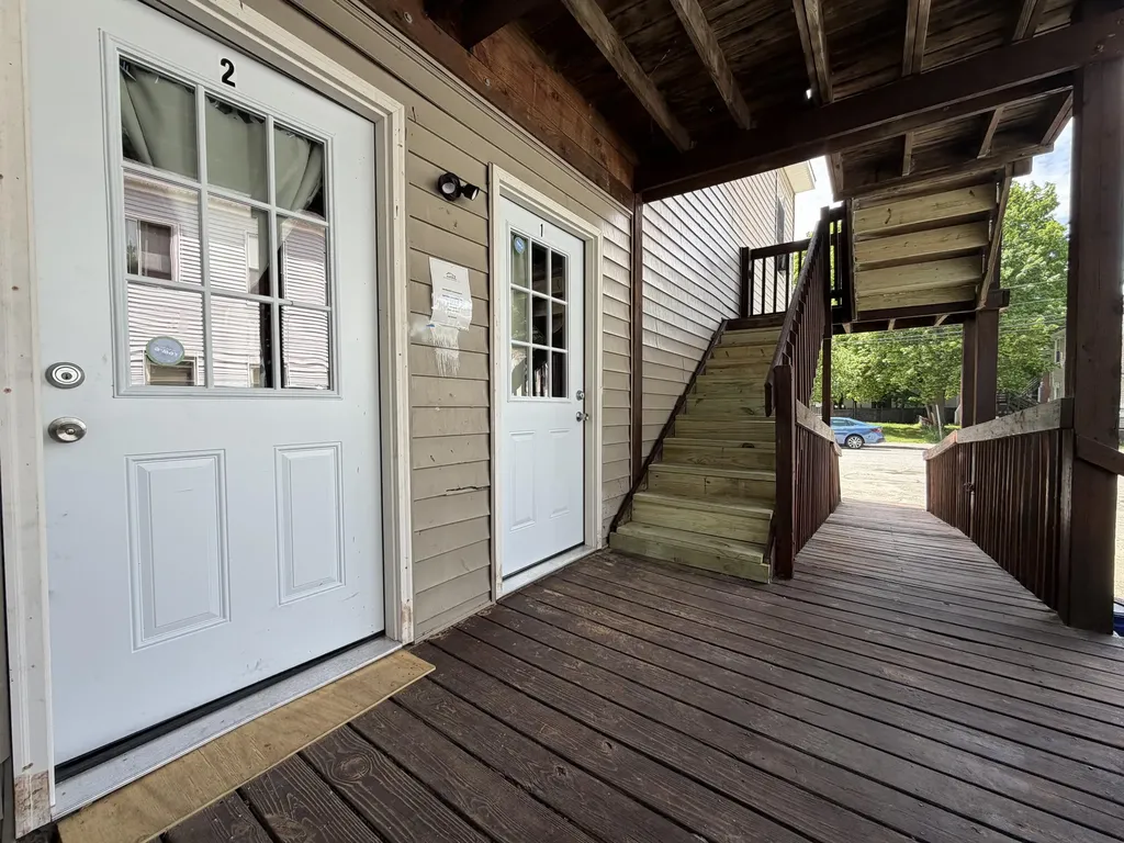 2 Oak Street Auburn ME 04210