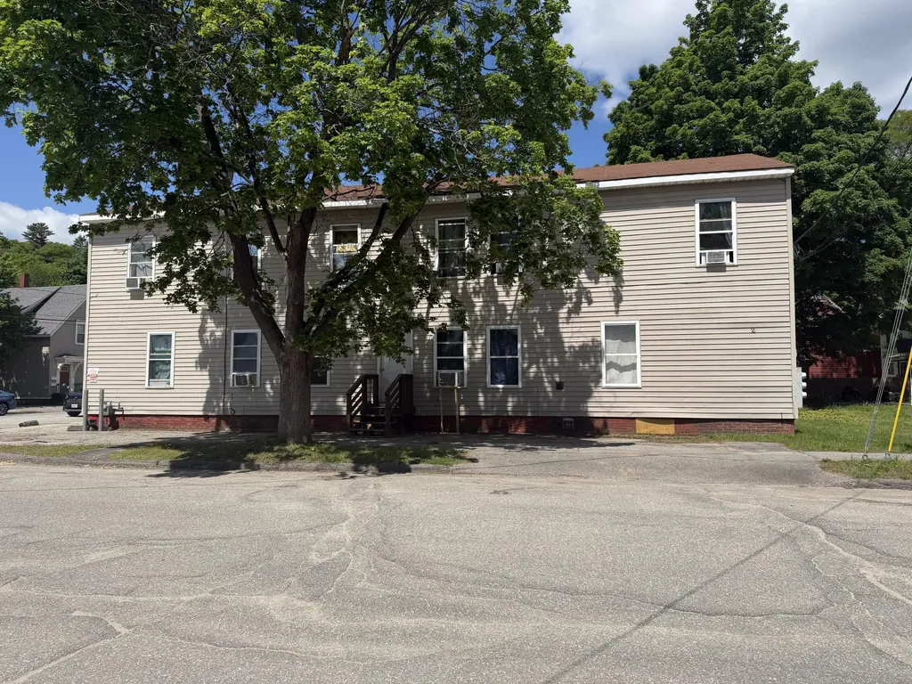 2 Oak Street Auburn ME 04210