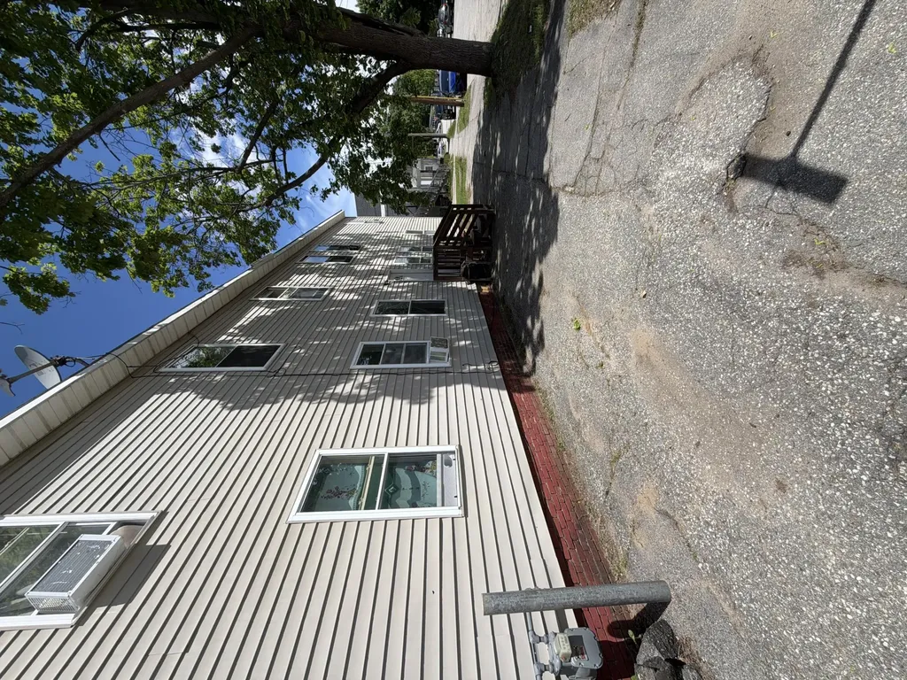 2 Oak Street Auburn ME 04210
