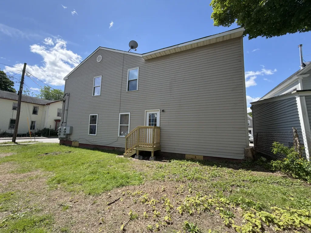 2 Oak Street Auburn ME 04210
