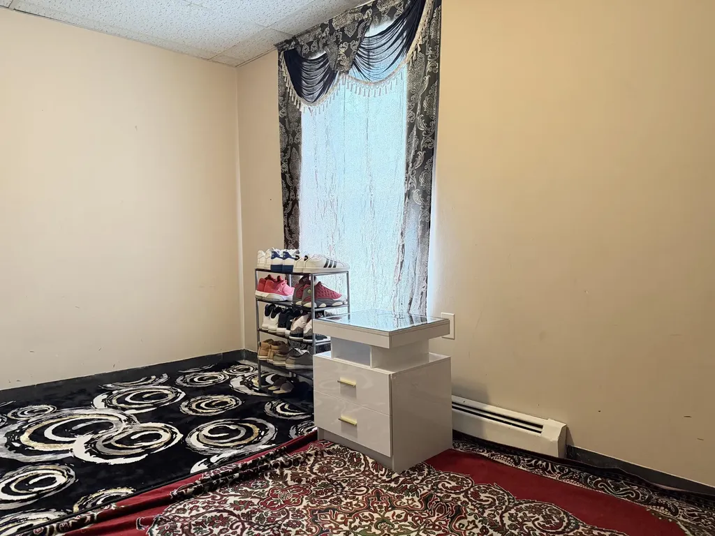 2 Oak Street Auburn ME 04210